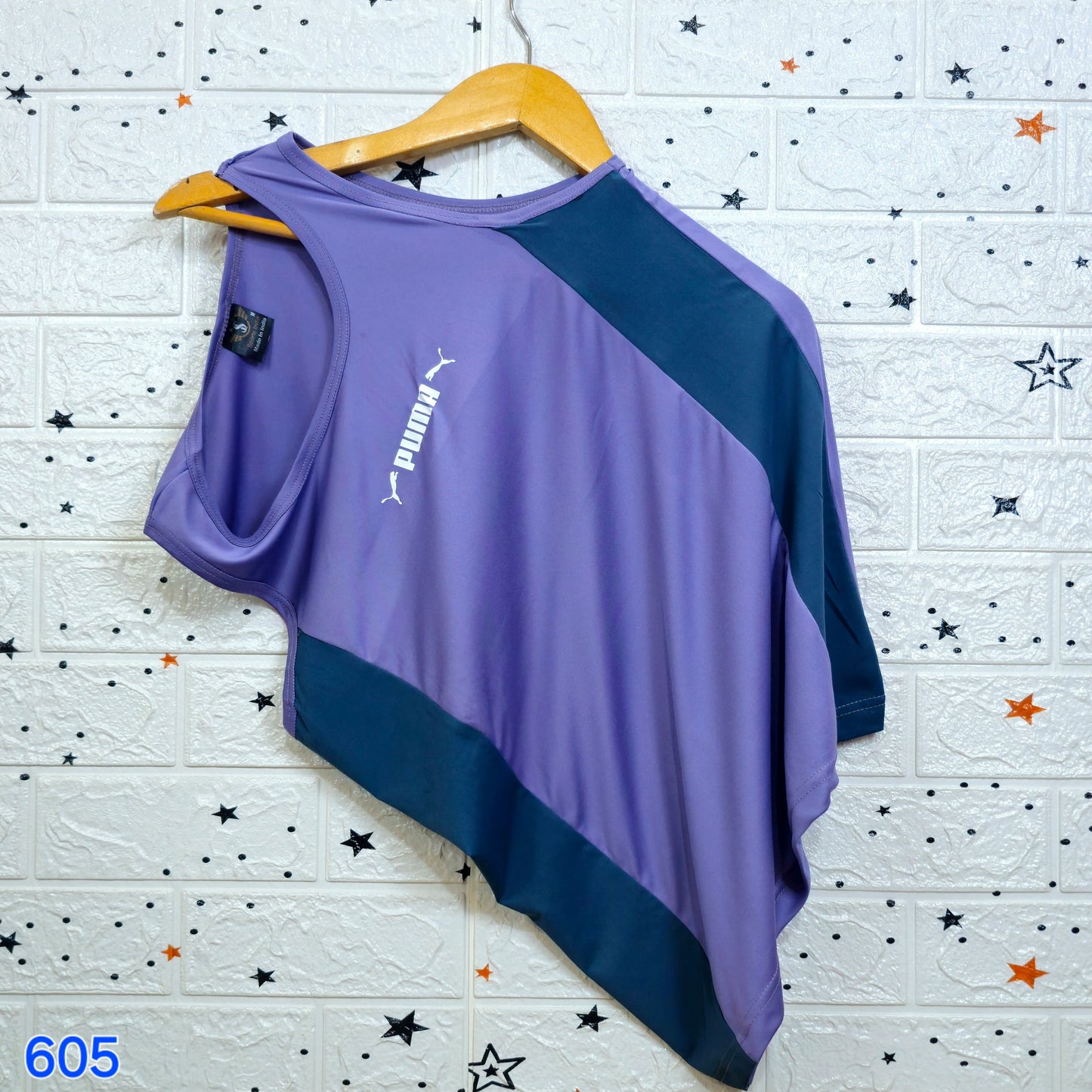 (Combo of 4)Branded Sleevless T-Shirts Rs. 499